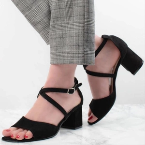 Sandały damskie czarne zamszowe z paskami Azali - Produkt Polski