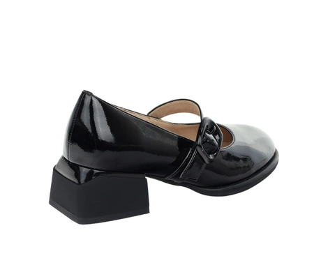 Czarne lakierowane półbuty damskie skórzane z paskiem na śródstopiu Gino Fabiani