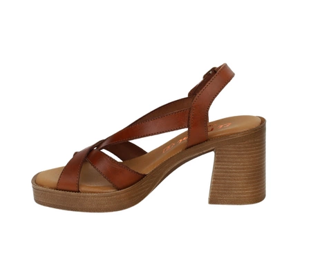 Skórzane hiszpańskie sandały brązowe na obcasie i platformie El Pimpi