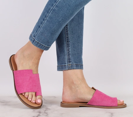 Fuksjowe klapki damskie płaskie różowe zamszowe Jezzi