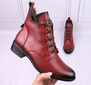 Czerwone botki damskie jesienno-zimowe eleganckie na płaskim obcasie Jezzi