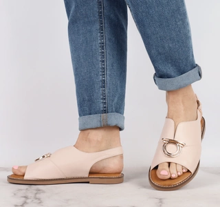 Płaskie eleganckie sandały w kolorze pudrowego różu VINCEZA
