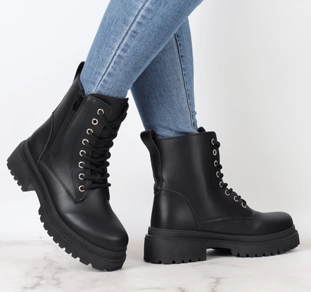 Czarne trapery zimowe damskie ocieplane na zamek NEWS