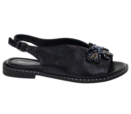 Czarne eleganckie sandały damskie płaskie z biżuterią Jezzi