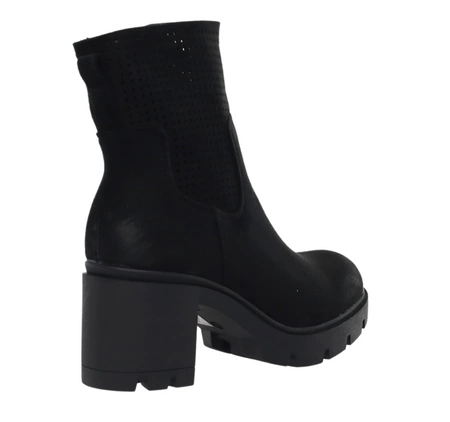 Czarne buty zimowe damskie na wygodnym obcasie Jezzi