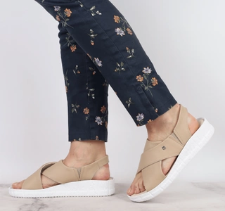 Eleganckie i wygodne skórzane sandały damskie Polskie Helios