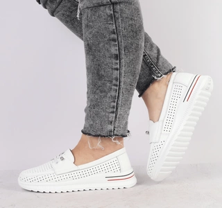 Białe skórzane mokasyny damskie sportowe półbuty Jezzi