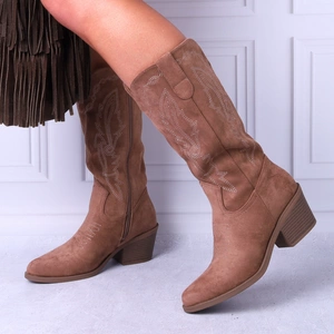 Jasnobrązowe kozaki kowbojki klasyczne haftowane na średnim obcasie Vinceza