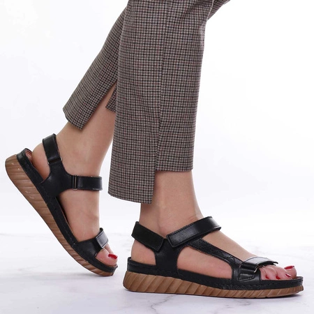 Czarne sandały damskie płaskie na paskach z rzepami szyte Gino Fabiani - Produkt Polski