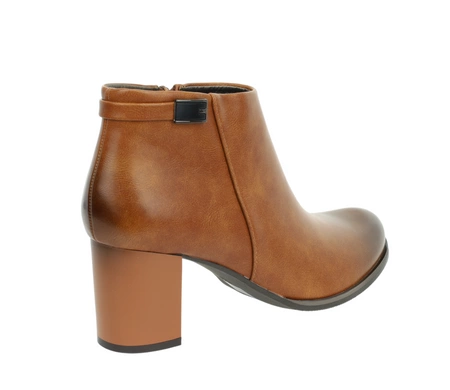 Brązowe botki damskie na obcasie do kostki eleganckie i ocieplane Jezzi