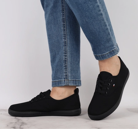 Czarne tenisówki damskie trampki tekstylne NEWS