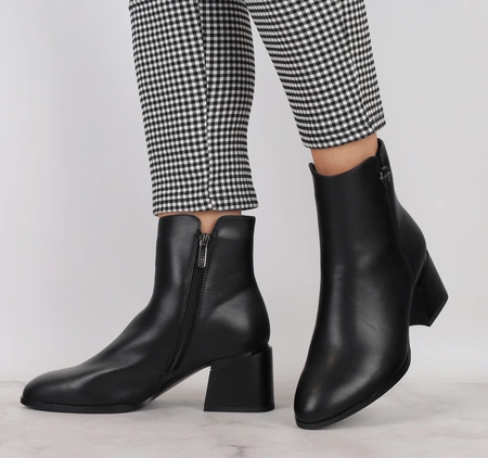 Czarne eleganckie botki na zamek na szerokim obcasie Vinceza