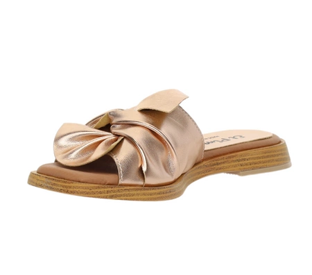 Modne klapki damskie eleganckie z miękką wkładką El Pimpi - Made in Spain