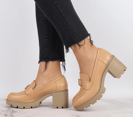 Modne mokasyny damskie na platformie i grubym obcasie  Jezzi