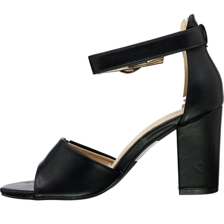 Czarne sandały damskie na obcasie z zakrytą piętą Jezzi