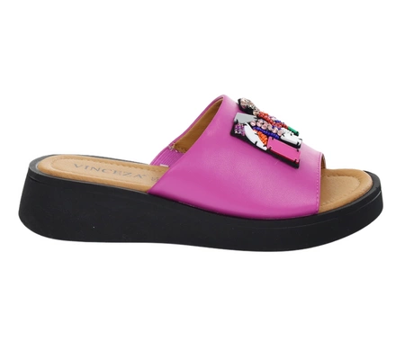 Różowe skórzane klapki damskie na grubej podeszwie kolorowe VINCEZA