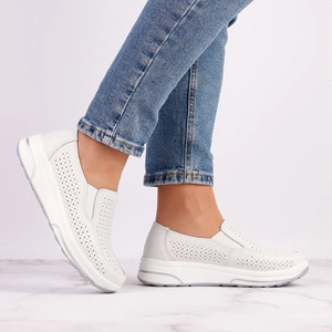 Skórzane białe półbuty damskie wsuwane Jezzi