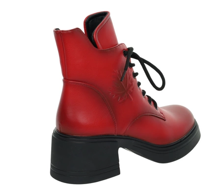 Czerwone botki zimowe skórzane na platformie i szerokim niskim obcasie SEVILA