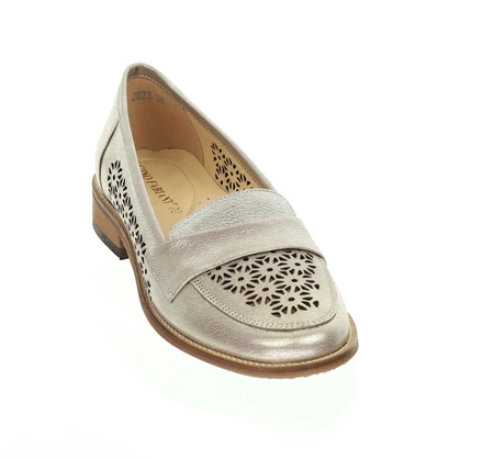 Płaskie czółenka damskie skórzane ażurowe Fabiani