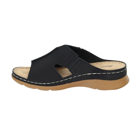 Czarne klapki damskie komfortowej na grubszej podeszwie lekkie Jezzi