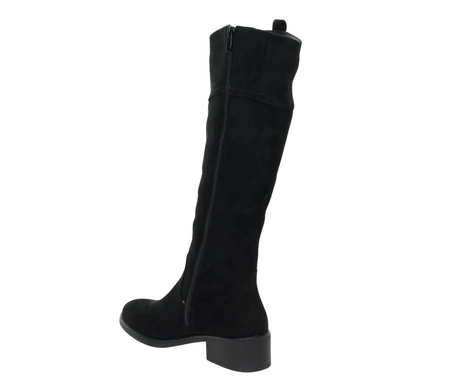 Wysokie zamszowe kozaki czarne na płaskim obcasie Jezzi