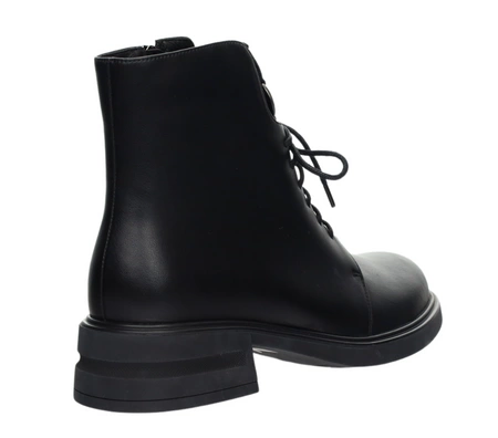Eleganckie czarne botki jesienne na płaskim obcasie skórzane Gino Fabiani