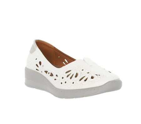 Komfortowe białe czółenka damskie półbuty ze skórzaną wkładką Jezzi