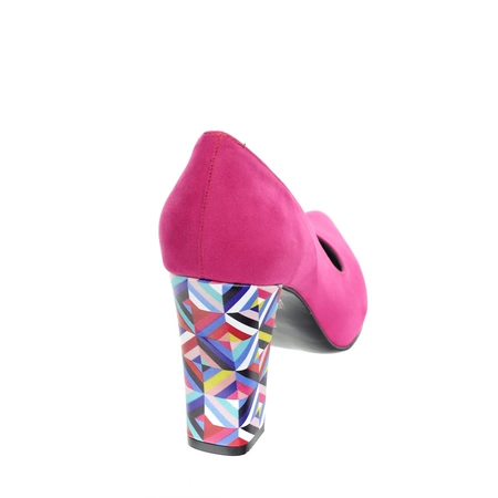 Różowe zamszowe czółenka na szerokim obcasie Sofia - Produkt Polski