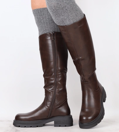 Czekoladowe kozaki damskie zimowe skórzane licowe Jezzi