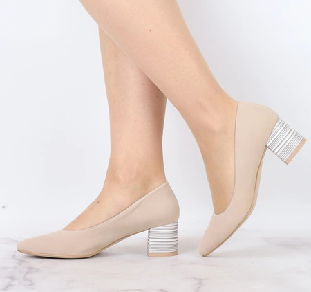 Beżowe czółenka eleganckie na wygodnym obcasie Polska Marka AZALI