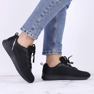 Adidasy czarne chłopięce oddychające McBraun