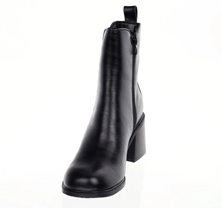 Czarne botki zimowe na obcasie eleganckie Jezzi