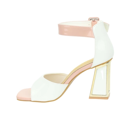 Białe sandały na wysokim eleganckim obcasie z dodatkiem złota ślubne Vinceza