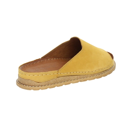 Musztardowe klapki damskie skórzane szyte w Polsce Gino Fabiani