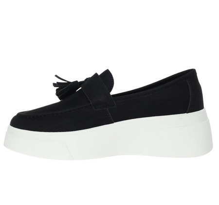 Czarne mokasyny damskie z frędzlami na białej platformie Mc Braun