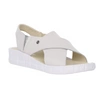 Białe skórzane sandały damskie na komfortowej niskiej koturniePolskie Helios model 132