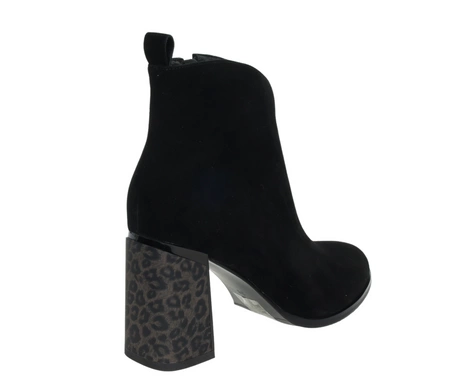 Czarne zamszowe botki eleganckie na wysokim obcasie skóra naturalna Gino Fabiani