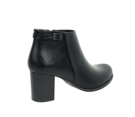 Czarne eleganckie botki do kostki na obcasie ocieplane Jezzi