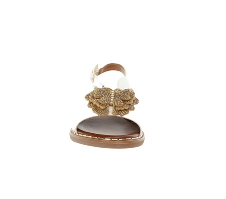 Komfortowe i eleganckie sandały damskie płaskie białe szerokie Jezzi