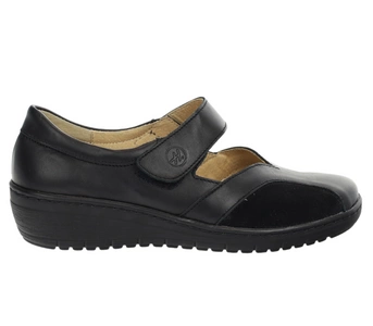 Czarne czółenka zabudowane na rzep ze skóry naturalnej  Helios