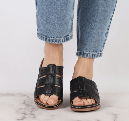 Wygodne damskie klapki zdrowotne szyte Jezzi