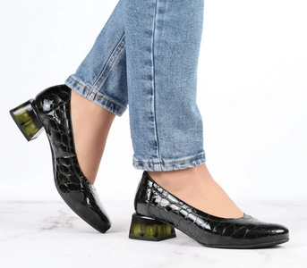 Eleganckie czółenka damskie skórzane obcas kaczuszka Gino Fabiani