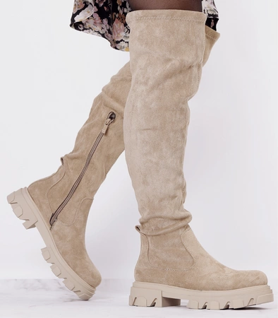 Wysokie zamszowe kozaki damskie płaskie Syntia