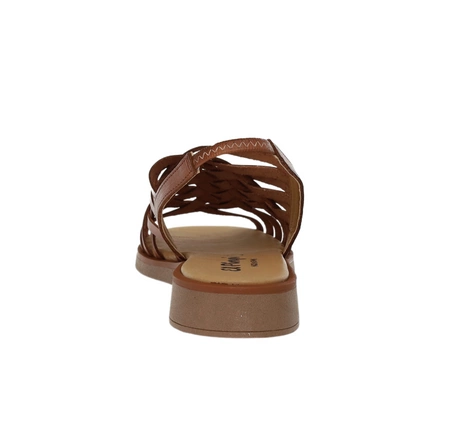 Brązowe skórzane sandały rzymianki plecione jezuski El Pimpi - Made in Spain