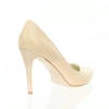 Beżowe szpilki ze skóry licowej buty ślubne Carolina by Azali