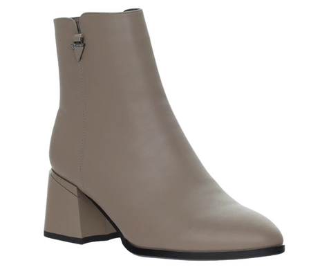 Eleganckie botki zimowe za kostkę na zamek Vinceza