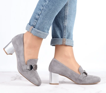 Zamszowe czółenka damskie komfortowe na obcasie Jezzi