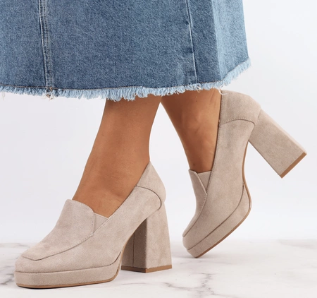 Beżowe buty damskie lordsy na obcasie i platformie Kamila od Jezzi