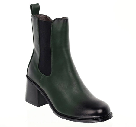 Modne botki zimowe na klocku butelkowa zieleń Jezzi