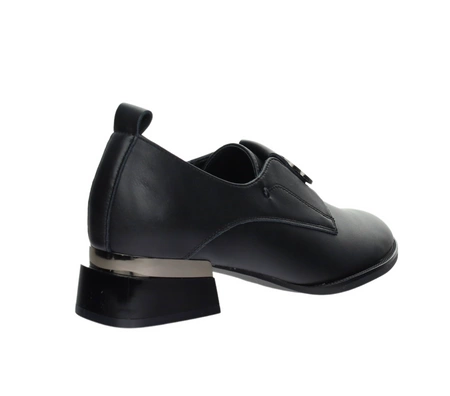 Wizytowe półbuty damskie skórzane na niskim obcasie VINCEZA